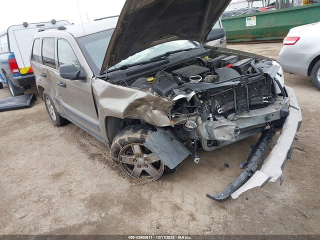 2005 JEEP GRAND CHEROKEE 1J4HR48N35C608241 Photo 5