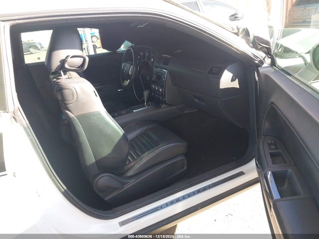 Dodge Challenger 2014 2C3CDYAG9EH139708 Image 5