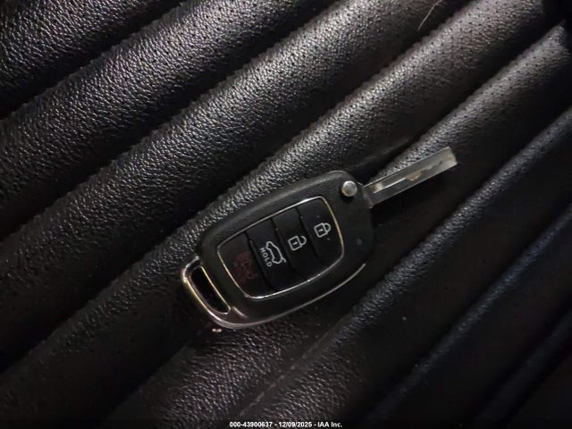 5NMZTDLB5JH086149 Hyundai Santa Fe Sport 2.4l