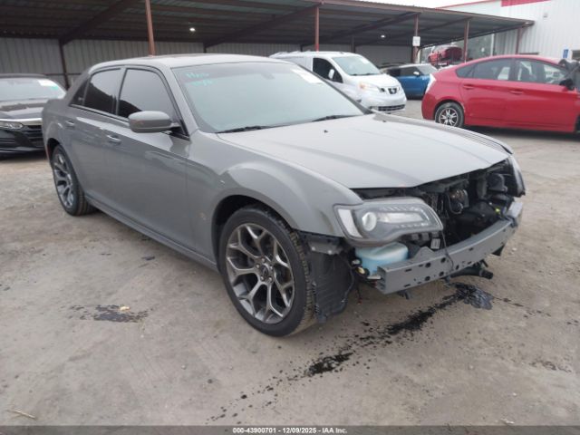 2018 CHRYSLER 300 2C3CCABT0JH117211