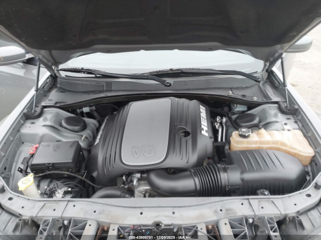 2018 CHRYSLER 300 2C3CCABT0JH117211 Photo 9