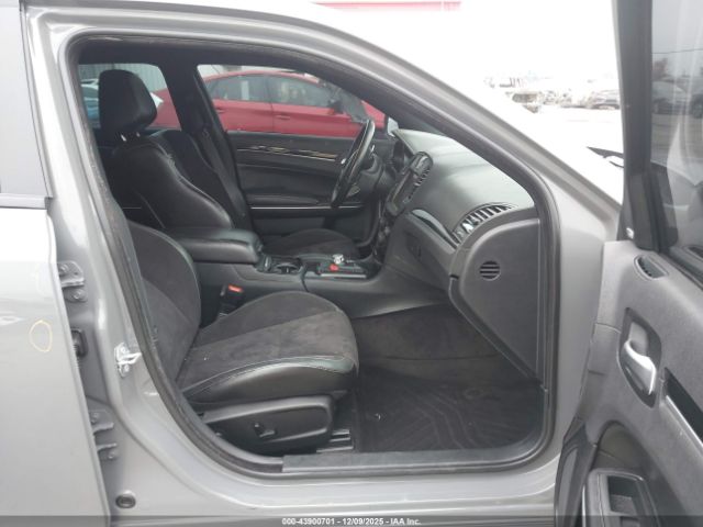 2018 CHRYSLER 300 2C3CCABT0JH117211 Photo 4