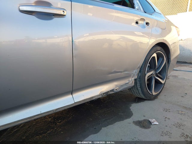 1HGCV1F33KA028718 Honda Accord Sport