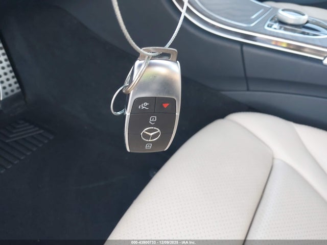 2021 MERCEDES-BENZ C 300 W1KWF8DB6MR639848 Photo 10