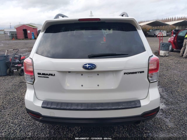 Subaru Forester 2.5i Premium 2018 JF2SJAEC9JH462737 Image 17