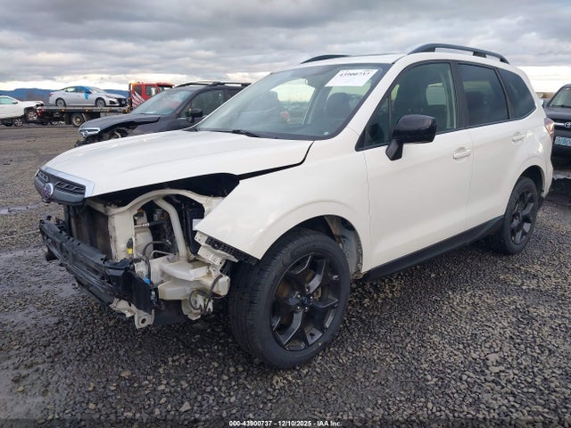 Subaru Forester 2.5i Premium 2018 JF2SJAEC9JH462737 Image 2