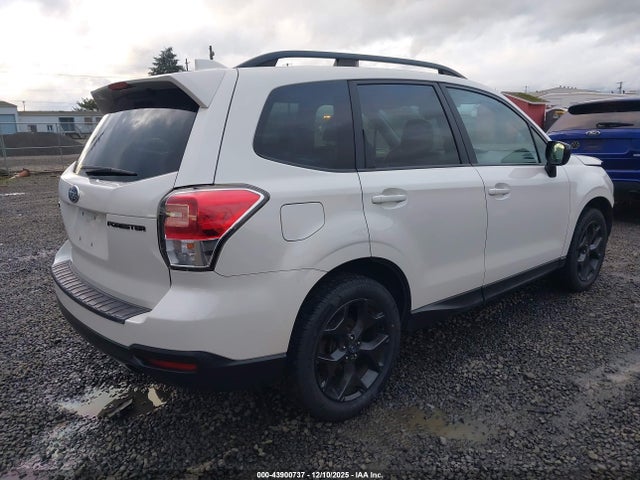 Subaru Forester 2.5i Premium 2018 JF2SJAEC9JH462737 Image 4