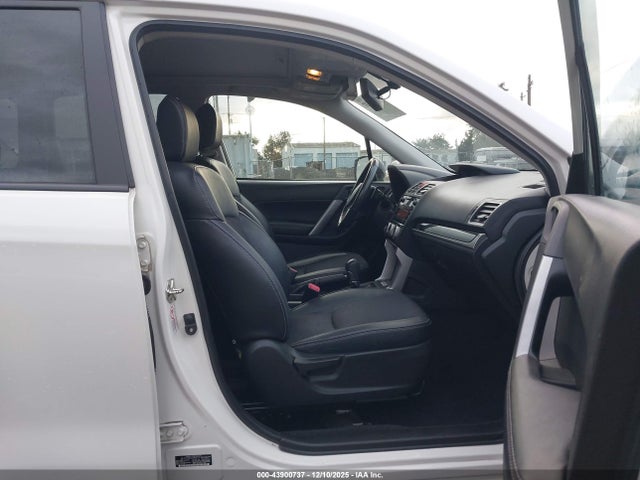 Subaru Forester 2.5i Premium 2018 JF2SJAEC9JH462737 Image 5