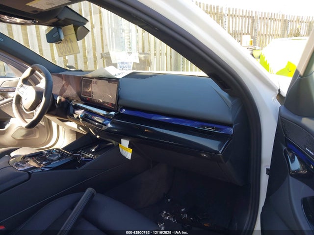 WBY33HG04TCU71014 BMW I5 Xdrive40