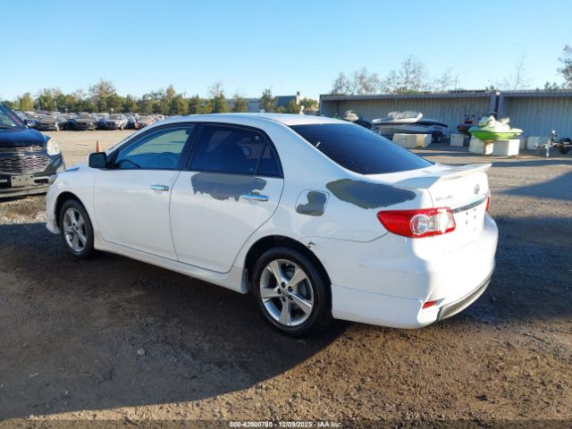 2013 TOYOTA COROLLA 5YFBU4EE4DP125961 Photo 2