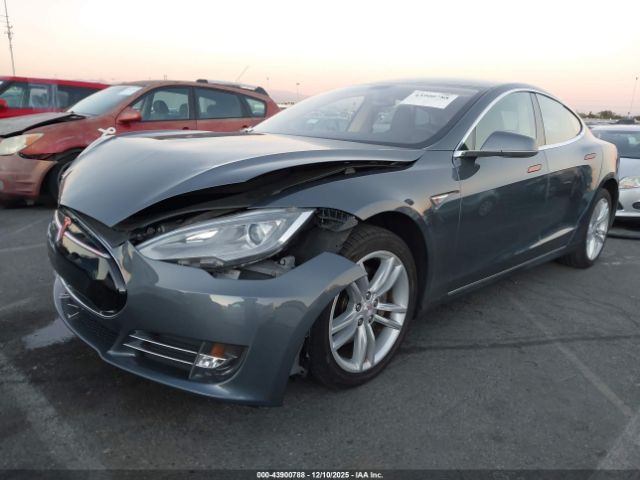 2013 TESLA MODEL S 5YJSA1CNXDFP27124 Photo 1