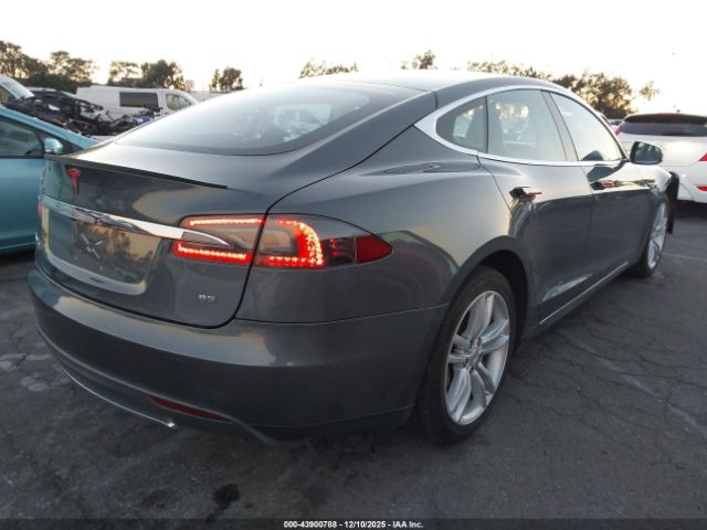 2013 TESLA MODEL S 5YJSA1CNXDFP27124 Photo 3