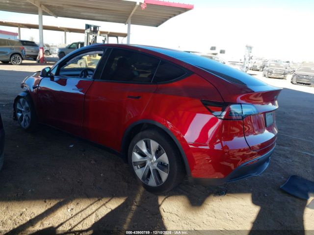 2024 TESLA MODEL Y 7SAYGDEE8RA275110 Photo 2