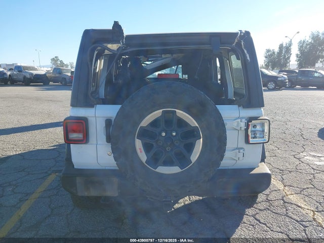 1C4HJXDG0KW648437 Jeep Wrangler Unlimited Sport S 4x4