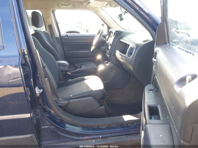 1C4NJRFB0GD616655 Jeep Patriot Latitude