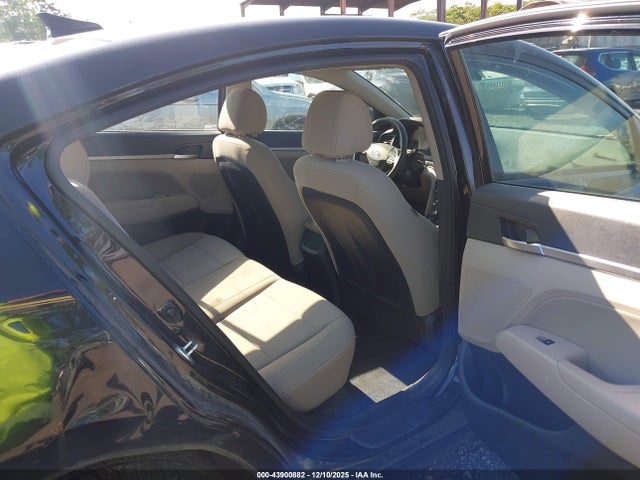 5NPD84LF5LH521238 Hyundai ELANTRA SEL
