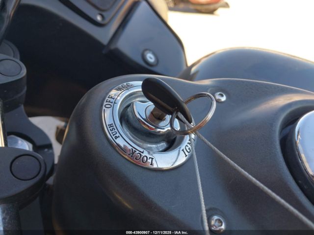 2014 KAWASAKI VN1700 JKBVNRK14EA004061 Photo 10