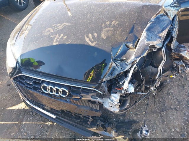 2023 AUDI A4 WAUEAAF42PN004564 Photo 5