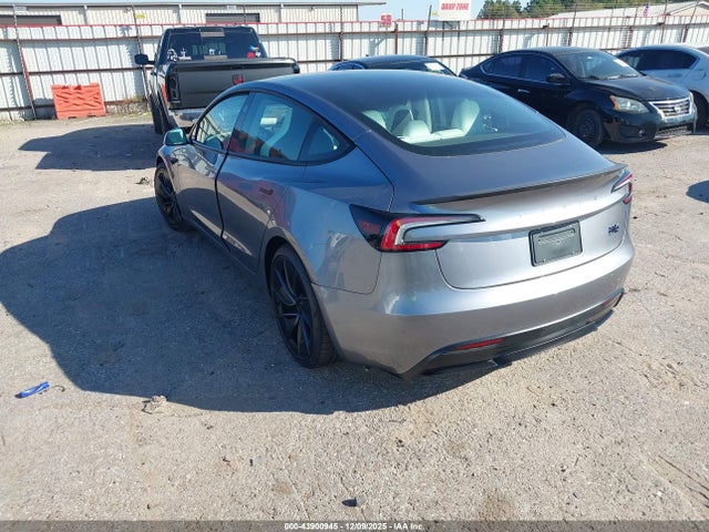 2025 TESLA MODEL 3 5YJ3E1ET7SF926407 Photo 2