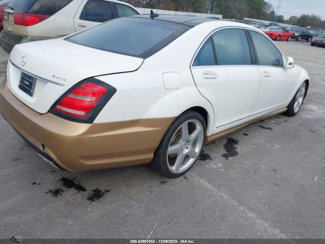 2010 MERCEDES-BENZ S 550 WDDNG8GB0AA304860 Photo 3