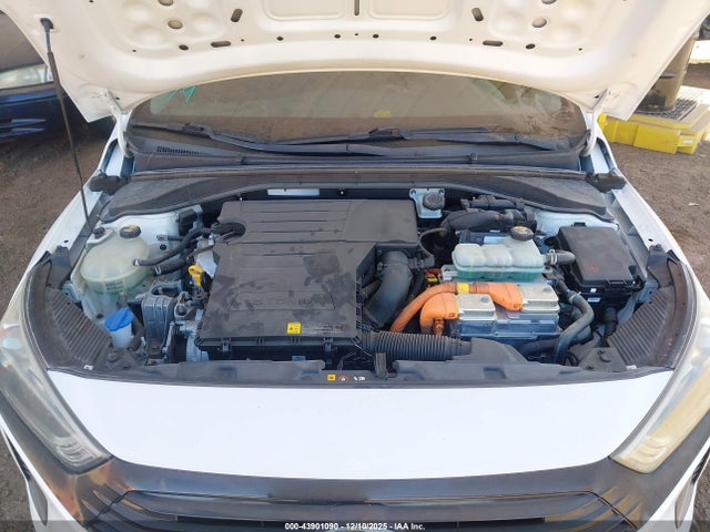KMHC65LC3KU122163 Hyundai Ioniq Hybrid Blue