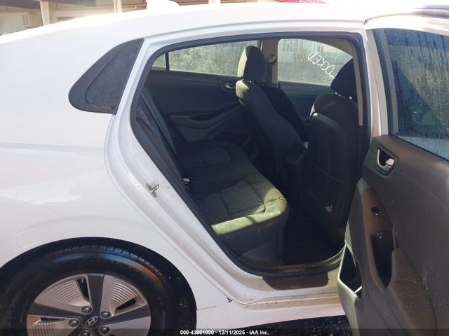KMHC65LC3KU122163 Hyundai Ioniq Hybrid Blue