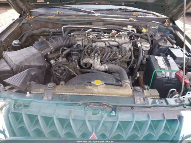 2000 MITSUBISHI MONTERO SPORT JA4LS31H9YP812679 Photo 9