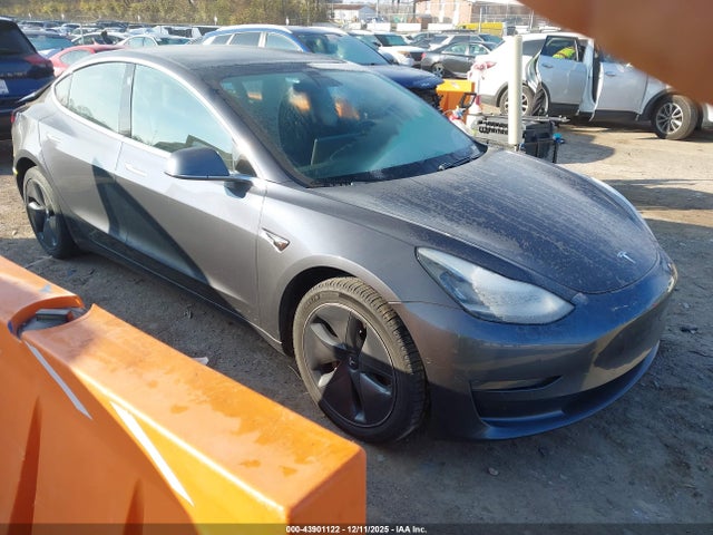 2019 TESLA MODEL 3 5YJ3E1EB5KF418119 Photo 0