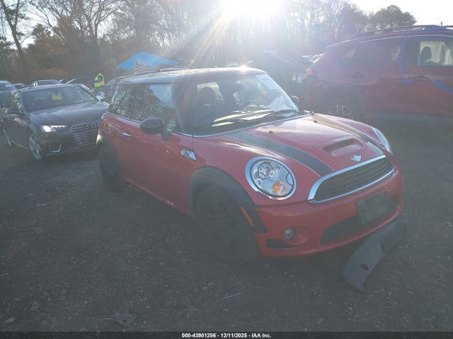 2007 MINI COOPER S WMWMF73537TT80411 Photo 0
