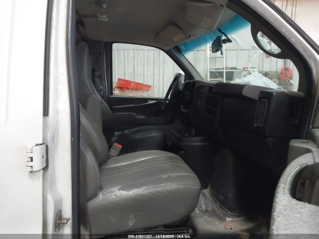 2014 GMC SAVANA 2500 1GTW7FCA5E1146408 Photo 4