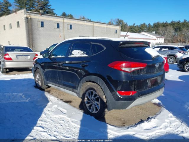 2017 HYUNDAI TUCSON KM8J3CA42HU394454 Photo 2