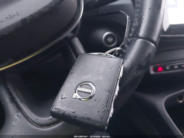 2021 VOLVO XC40 YV4162UK2M2427343 Photo 10