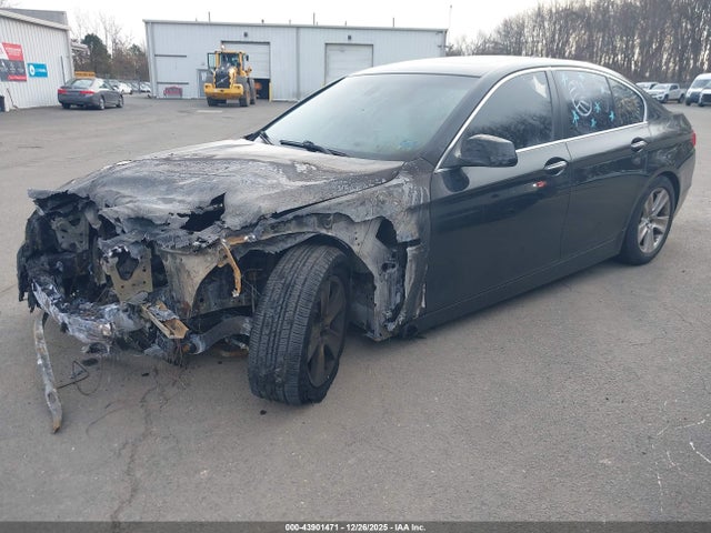 2012 BMW 528I WBAXH5C58CDW11657 Photo 1