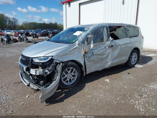 43901539 :رقم المزاد ، 2C4RC1BG4PR590122 vin ، 2023 Chrysler Pacifica Touring L مزاد بيع