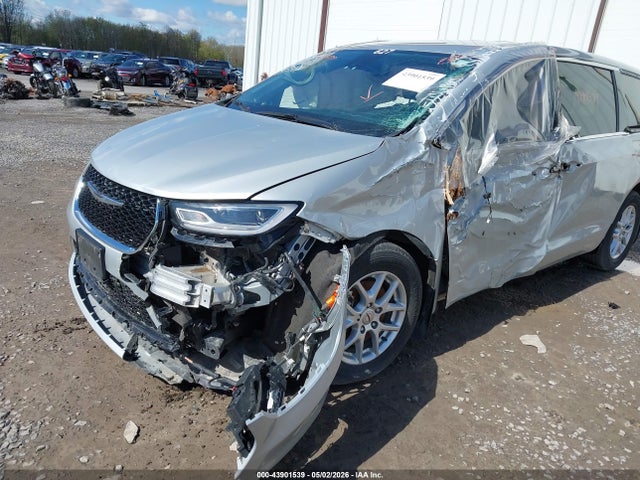 43901539 :رقم المزاد ، 2C4RC1BG4PR590122 vin ، 2023 Chrysler Pacifica Touring L مزاد بيع