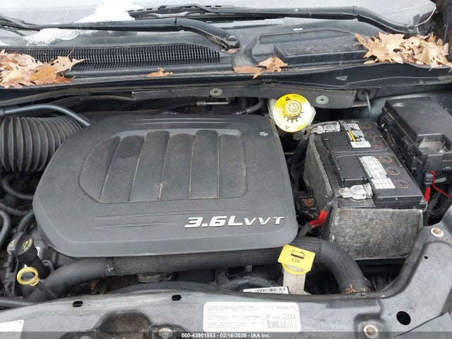 Продажа на аукционе авто 2014 Chrysler Town & Country S, vin: 2C4RC1HG5ER192454, номер лота: 43901553