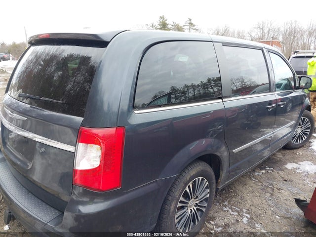Продажа на аукционе авто 2014 Chrysler Town & Country S, vin: 2C4RC1HG5ER192454, номер лота: 43901553