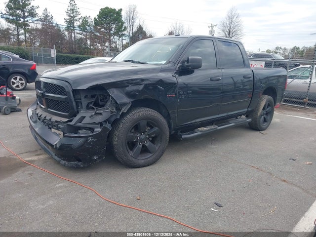 43901606 :رقم المزاد ، 3C6RR7KT0GG374103 vin ، 2016 Ram 1500 Express مزاد بيع