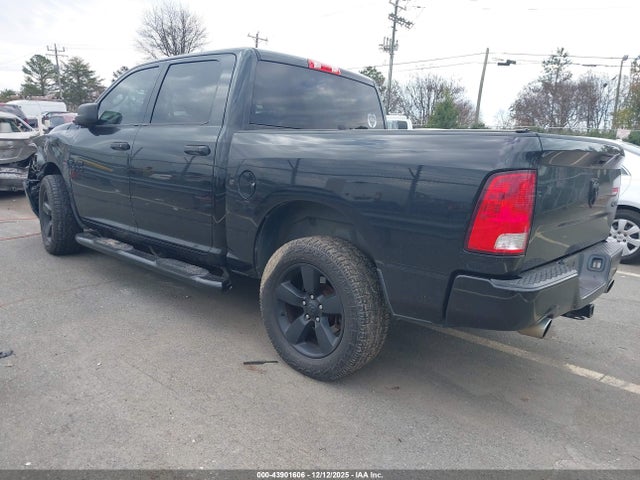43901606 :رقم المزاد ، 3C6RR7KT0GG374103 vin ، 2016 Ram 1500 Express مزاد بيع