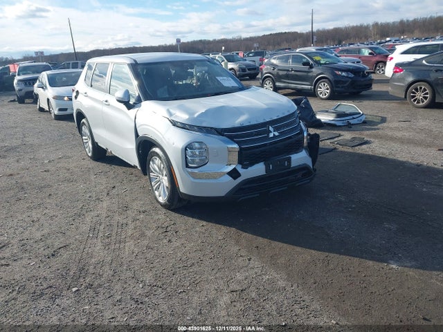 2022 MITSUBISHI OUTLANDER JA4J4TA88NZ082894 Photo 0