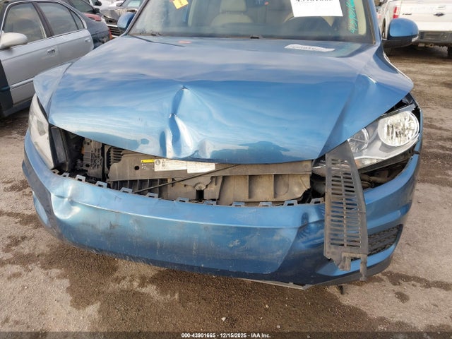 2017 VOLKSWAGEN TIGUAN WVGAV7AXXHK004093 Photo 5