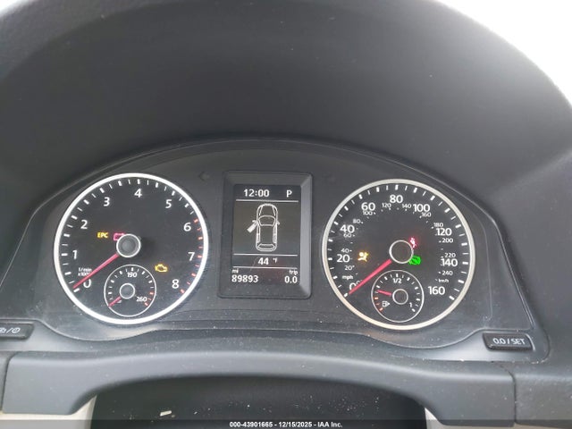 2017 VOLKSWAGEN TIGUAN WVGAV7AXXHK004093 Photo 6
