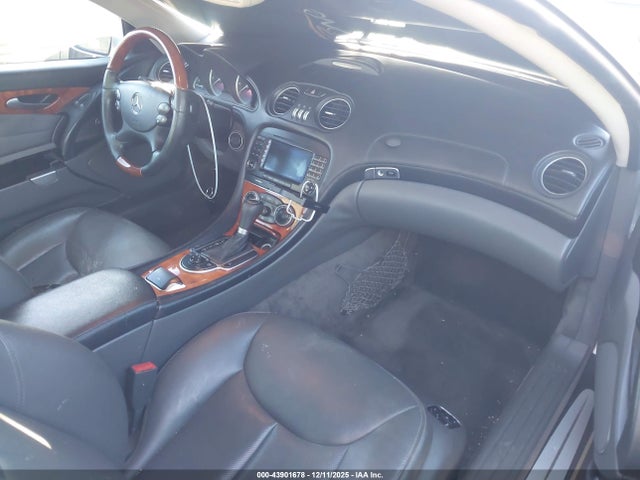 2005 MERCEDES-BENZ SL 500 WDBSK75F55F090385 Photo 4