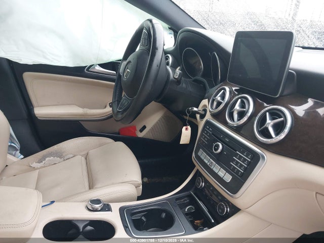 Aukcja sprzedaży 2017 Mercedes-benz Cla 250, vin: WDDSJ4EBXHN420098, numer aukcji: 43901788