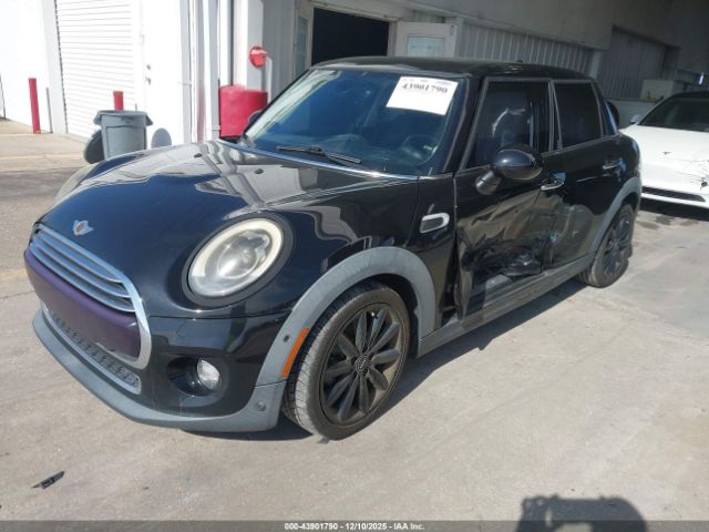 2018 MINI HARDTOP WMWXU1C50J2F81358 Photo 1