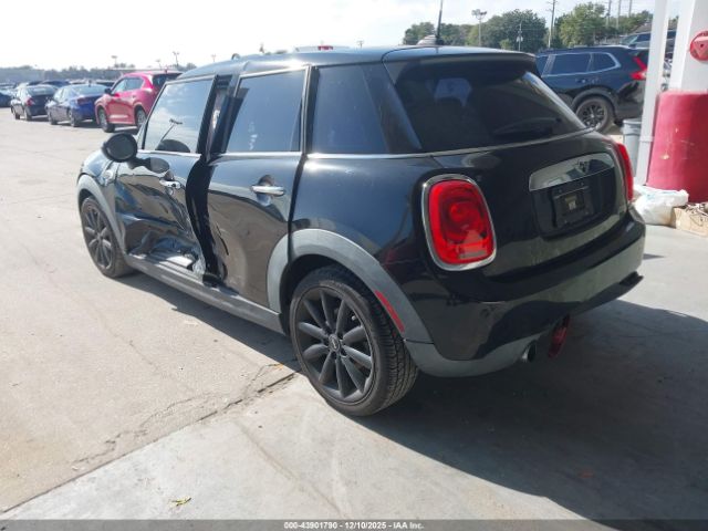 2018 MINI HARDTOP WMWXU1C50J2F81358 Photo 2