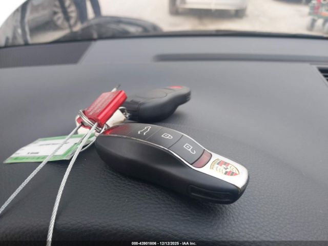 2020 PORSCHE MACAN WP1AB2A50LLB36070 Photo 10