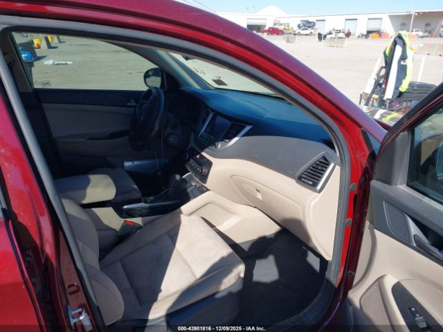 2018 HYUNDAI TUCSON KM8J33A48JU641286 Photo 4