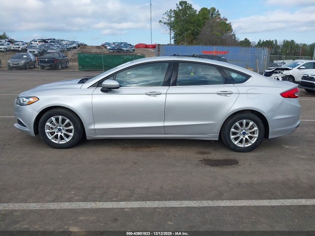 Ford FUSION S 2017 3FA6P0G78HR126228 Image 15