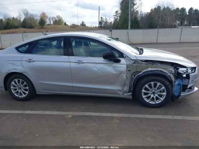 Ford FUSION S 2017 3FA6P0G78HR126228 Image 6
